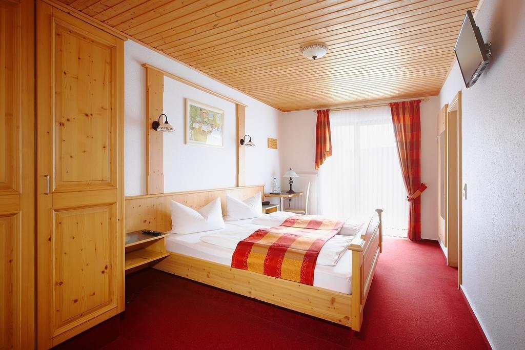 Landhotel Lembergblick Feilbingert エクステリア 写真